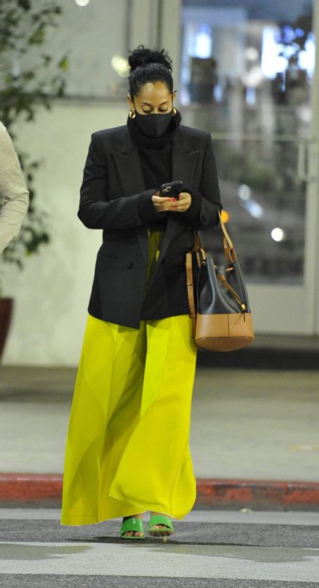 Tracee Ellis Ross – Leaves E Baldi in Beverly hills | Tracee Ellis Ross