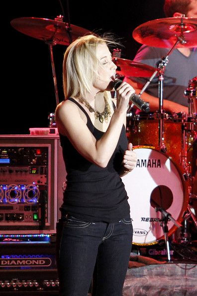 Kellie Pickler Performs At The LA County Fair In Pomona 9/30/2011 ...