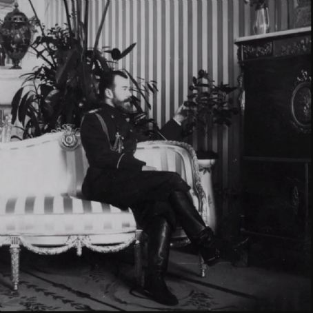 Rare photograph (below) of Nicholas II sitting next to the secrétaire ...