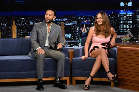 Chrissy Teigen – With John Legend at The Tonight Show Starring Jimmy Fallon