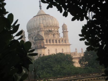 Bahu Begum ka Maqbara