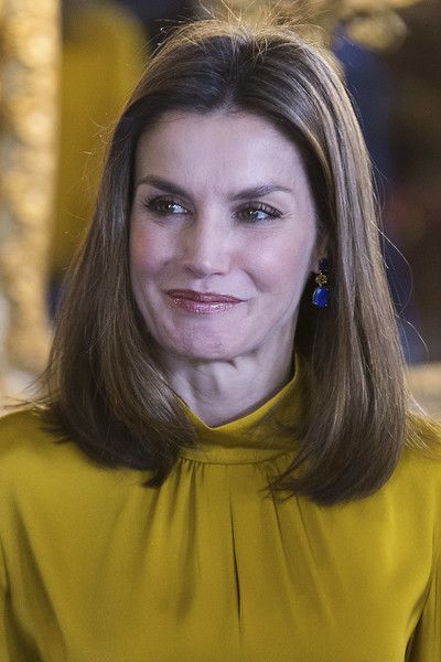 Princesa Letizia De Asturias And Felipe De Borbon Host An Official ...