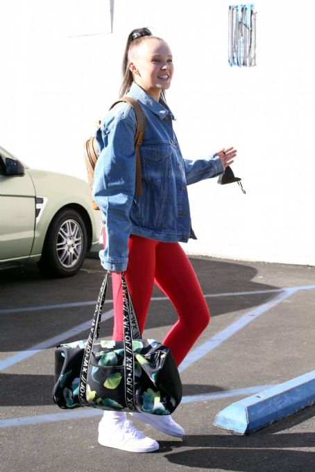 Jenna Johnson – In red leggings seen at the dance studio in Los Angeles
