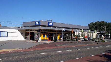Castricum railway station