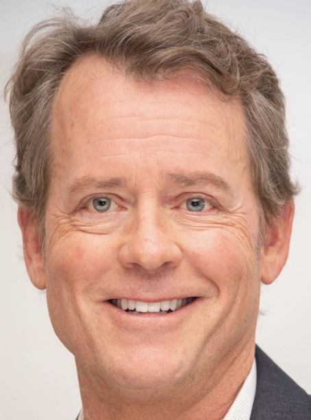 Greg Kinnear