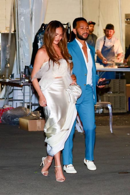 Chrissy Teigen – With John legend attend a charity event hosted by Prada at the Gagosian Gallery