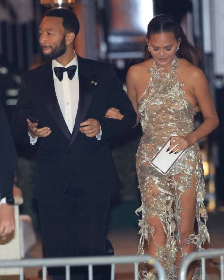 Chrissy Teigen – Leaving Vanity Fair party in Beverly Hills