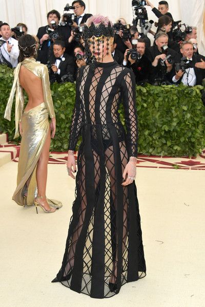 Met Gala 2018: Cara Delevingne Wears Dior Couture – The Hollywood
