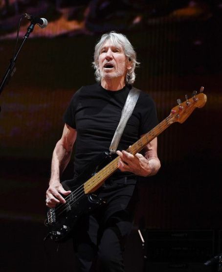 Roger Waters Photos - Roger Waters Picture Gallery - FamousFix - Page 5
