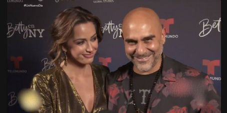 Héctor Suárez Gomiz and Paulina Sodi