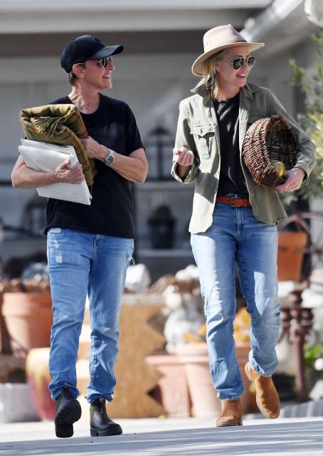 Ellen Degeneres – With Portia de Rossi shopping for antiques in Santa Barbara