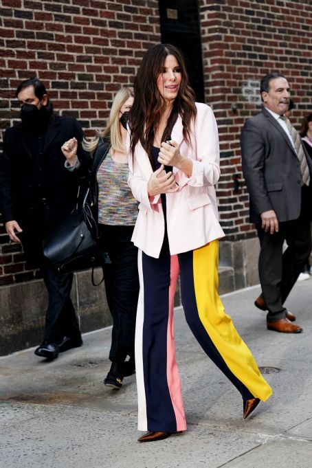 Sandra Bullock – Spotted at ‘The Late Show with Stephen Colbert’ in New York