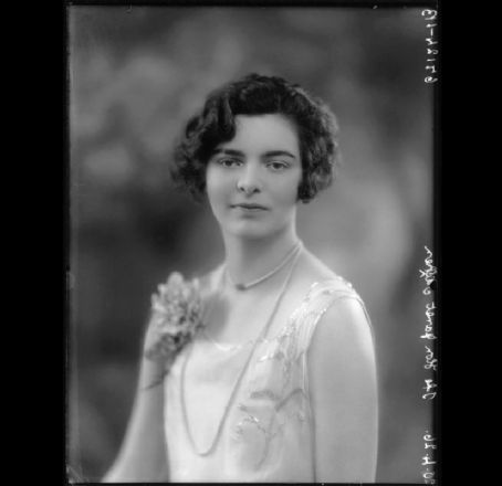 Janet Gladys Aitken