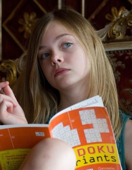 Elle Fanning Filmography List Of Elle Fanning Movies And Tv Shows Famousfix