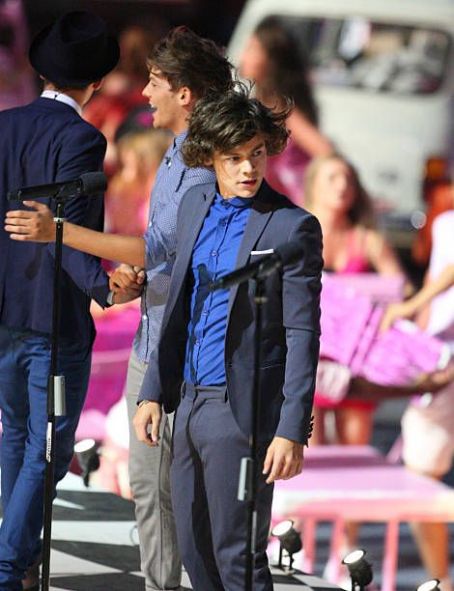 Harry Styles - London 2012 Olympic Closing Ceremony: A Symphony of British Music