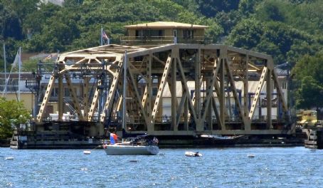 Shaw's Cove Bridge