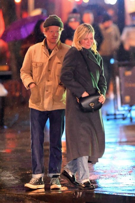 Who is Kirsten Dunst dating? Kirsten Dunst boyfriend, husband
