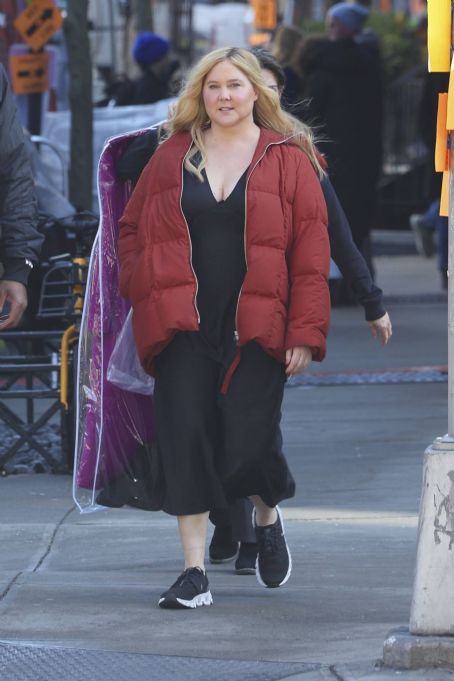 Amy Schumer – Arriving at The Fat Black Pussycat at the Comedy