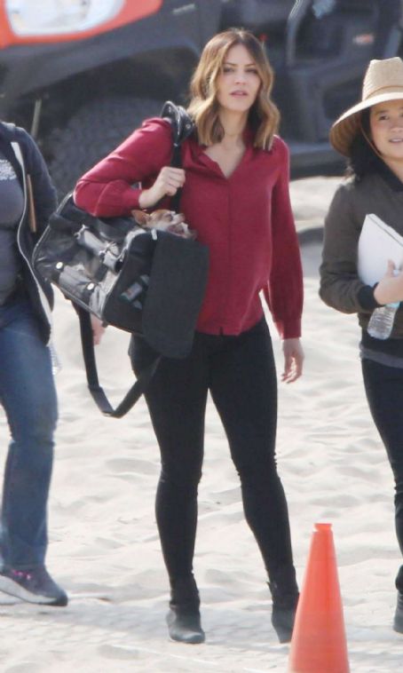 Katharine McPhee – On the set of ‘Scorpion’ in LA