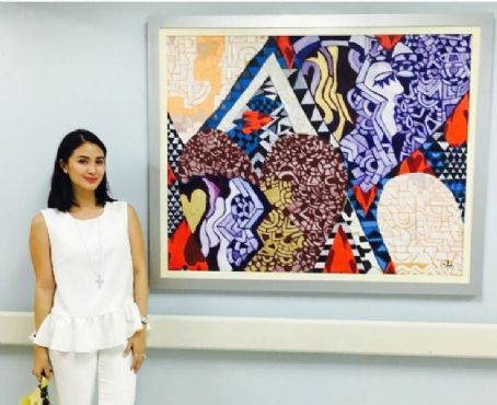Heart Evangelista — and her fabulous paintings — in Singapore