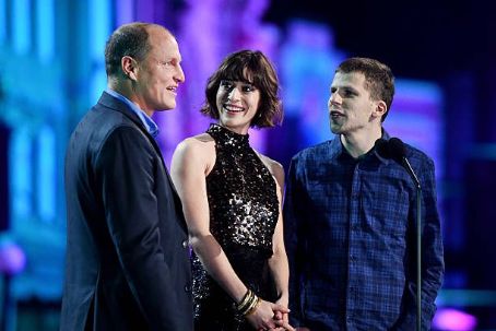 Woody Harrelson, Lizzy Caplan and Jesse Eisenberg during The 2016 MTV Movie Awards