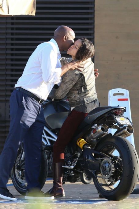 Michelle Rodriguez – Riding her motorcycle in Malibu