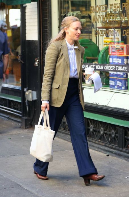 Amanda Seyfried – On the set of The Crowded Room