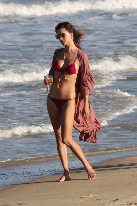 Alessandra Ambrosio Wearing a Bikini in Brazil Pictures