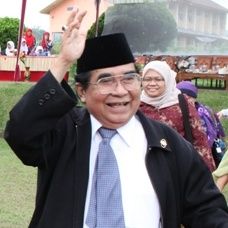 Azwar Anas