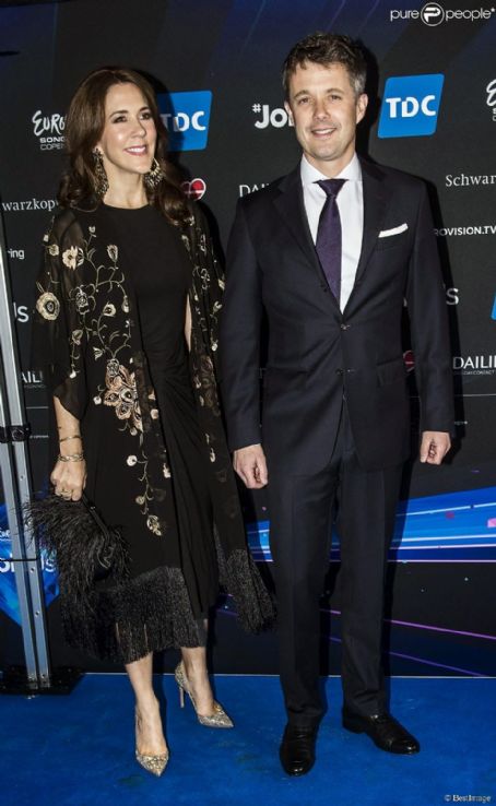 Crown Princess Mary Elizabeth Of Denmark And Kronprins Frederik Picture ...