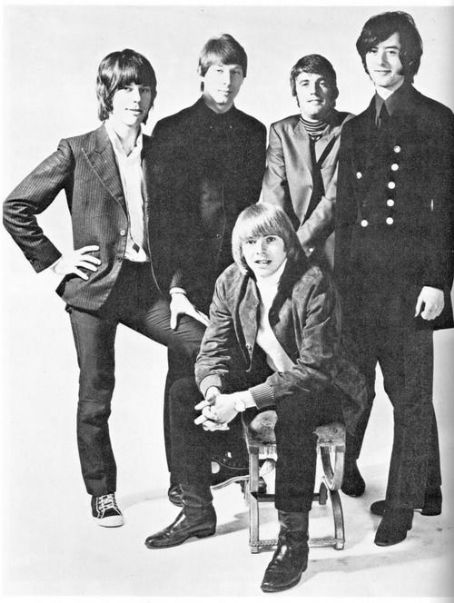 Who is The Yardbirds dating? The Yardbirds partner, spouse