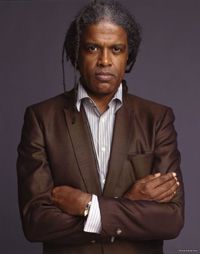 Elvis Mitchell