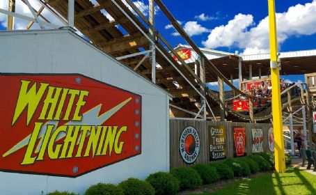 White Lightning (roller coaster)