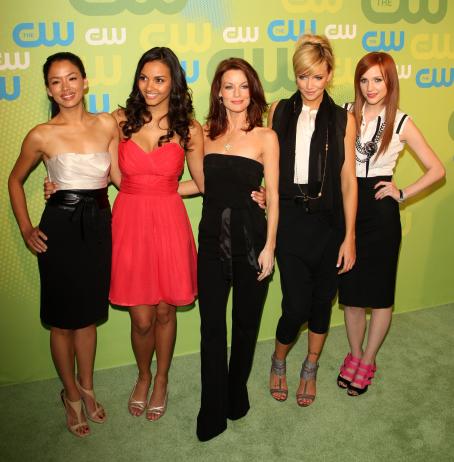 Laura Leighton - The CW Network 2009 Upfront, 21.05.2009.