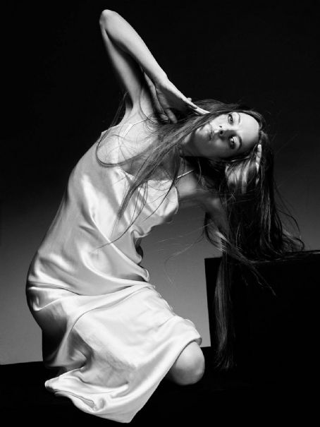 Riley Keough - Vanity Fair Magazine Pictorial [United States] (September 2023)