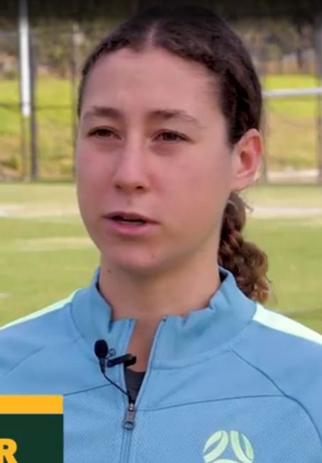 Sarah Hunter (soccer)