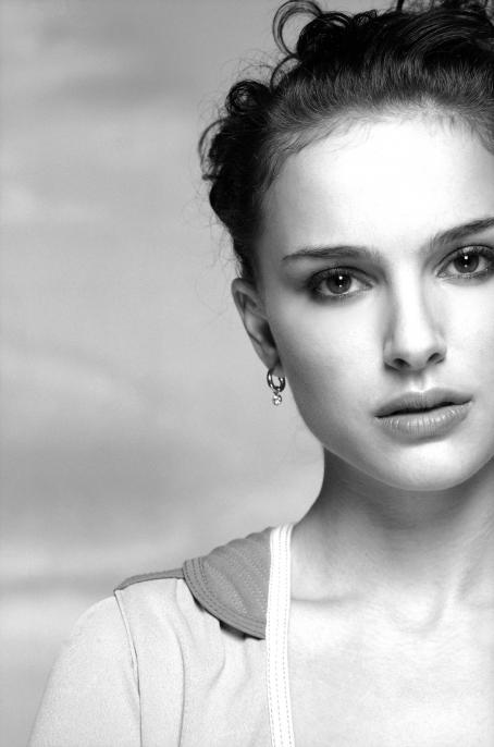 Natalie Portman - Warwick Saint Photoshoot - FamousFix