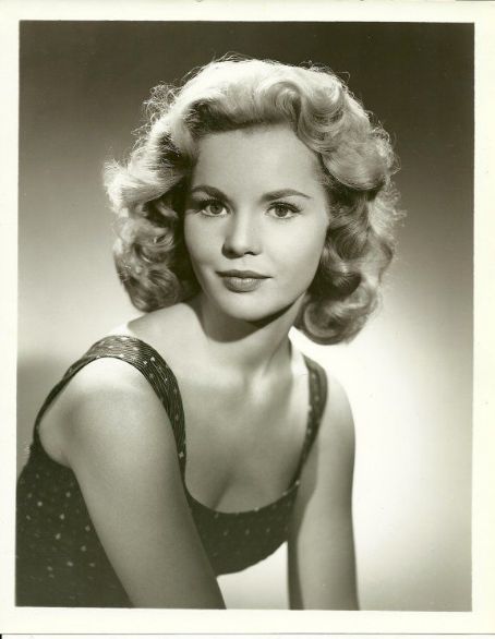 Tuesday Weld | Tuesday Weld Picture #18442491 - 454 x 586 - FanPix.Net