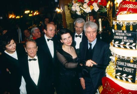 Valerie Lemercier, Jean Carmet, Jacques Toubon, Juliette Binoche, Daniel Toscan Du Plantier and Alain Resnais   - Cesar Film Awards (1994)