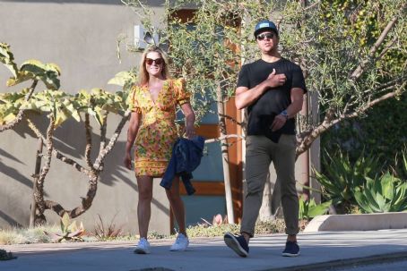 Ali Larter and Hayes MacArthur – Out and about in Malibu