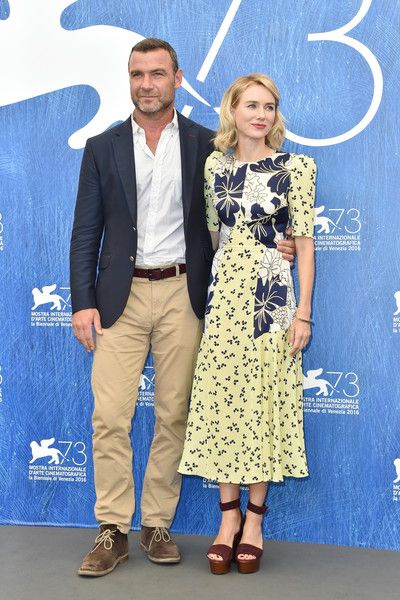 Liev Schreiber Fashion And Style Liev Schreiber Dress Clothes Hairstyle Famousfix