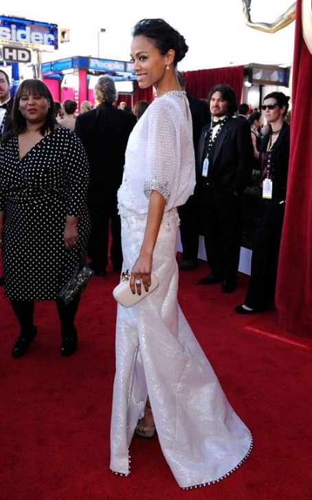 Zoe Saldana's Stylish 2012 SAG Awards Arrival