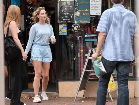 Perrie Edwards – Steps out in Cheshire