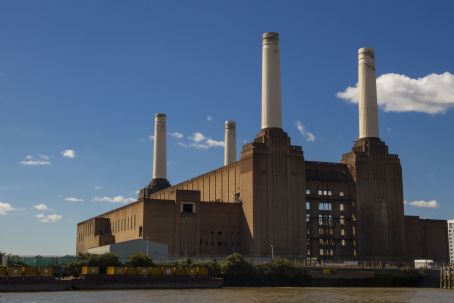 Battersea Power Station tube station