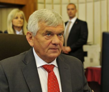 Ľubomír Jahnátek