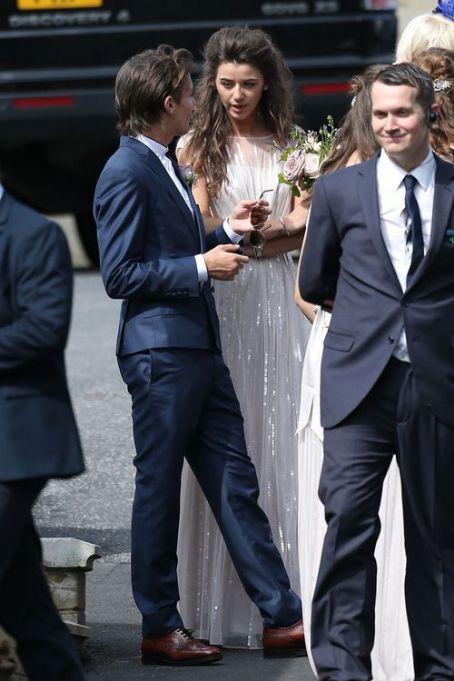 Louis Tomlinson and Eleanor Calder