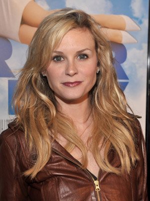 Next photo of Bonnie Somerville