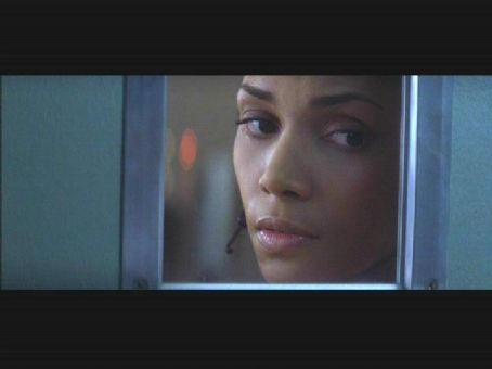 Halle Berry plays Jinx in MGM's Die Another Day - 2002 Picture - Photo ...