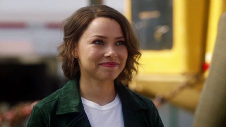 The Flash - Jessica Parker Kennedy