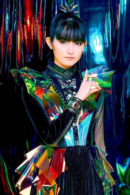 Who is Suzuka Nakamoto dating? Suzuka Nakamoto boyfriend, husband